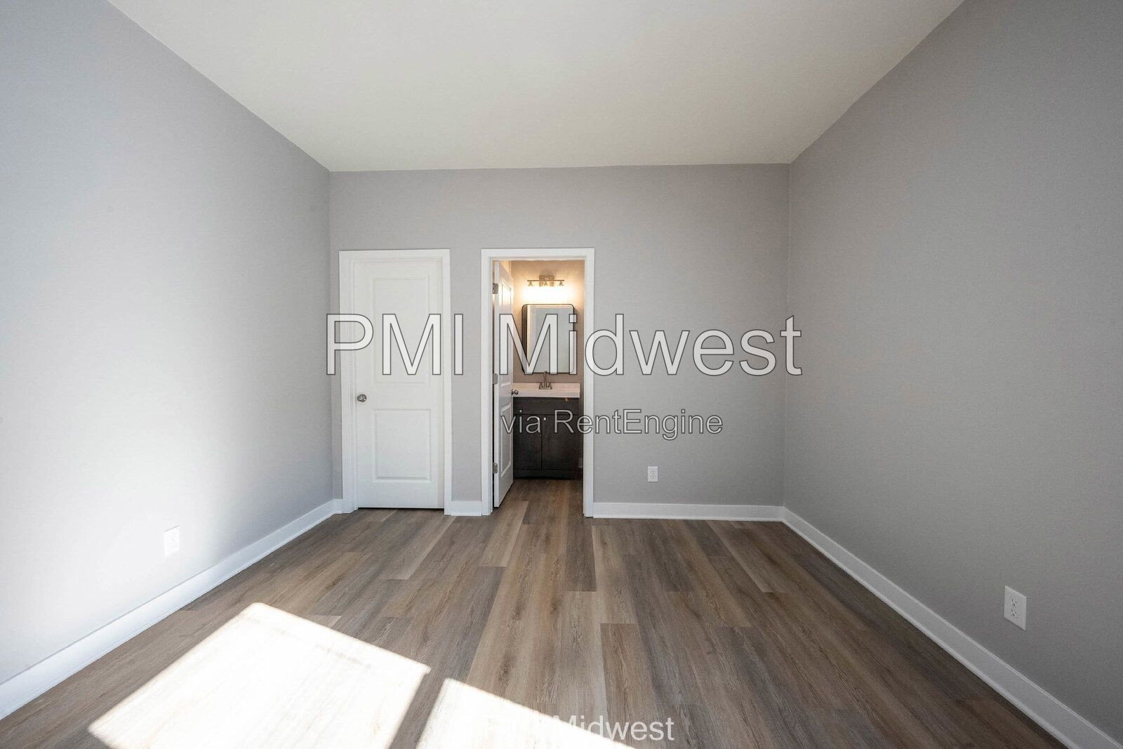 Gallery Image 19