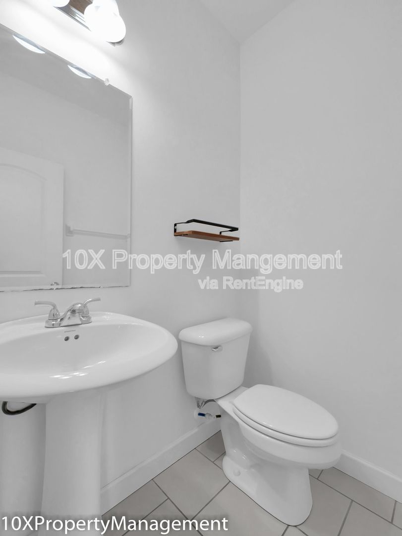 Gallery Image 13