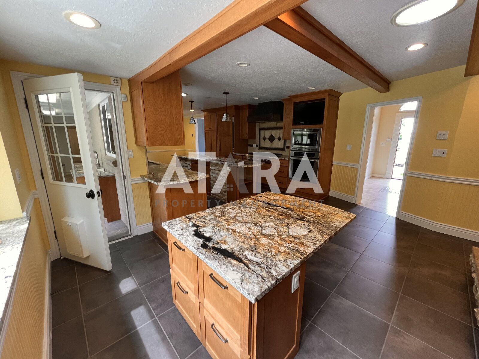 Gallery Image 14
