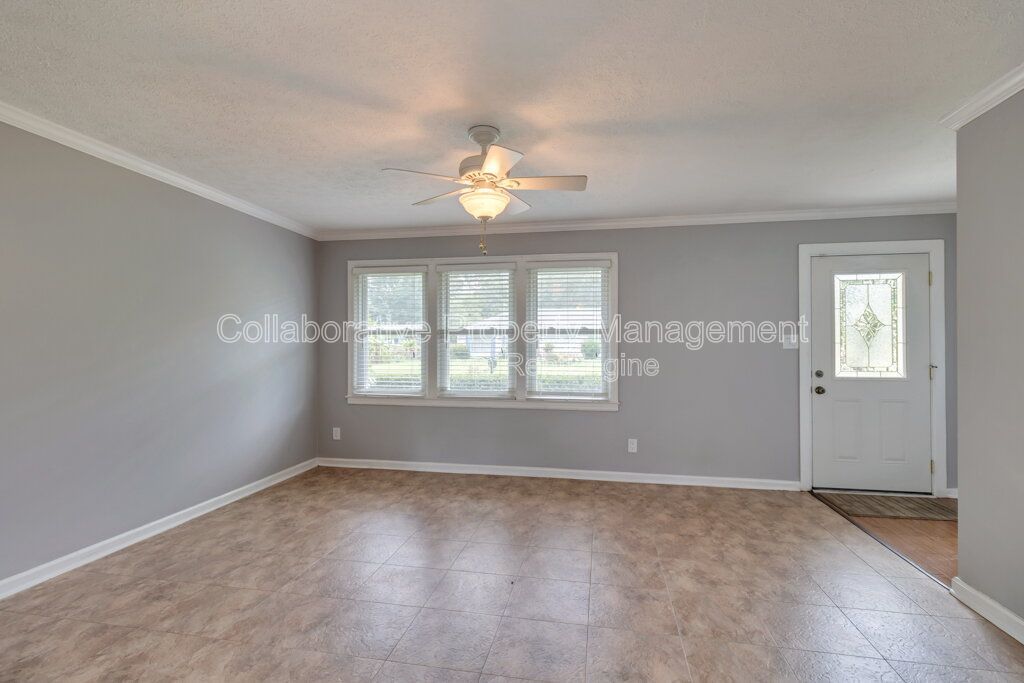 Gallery Image 17