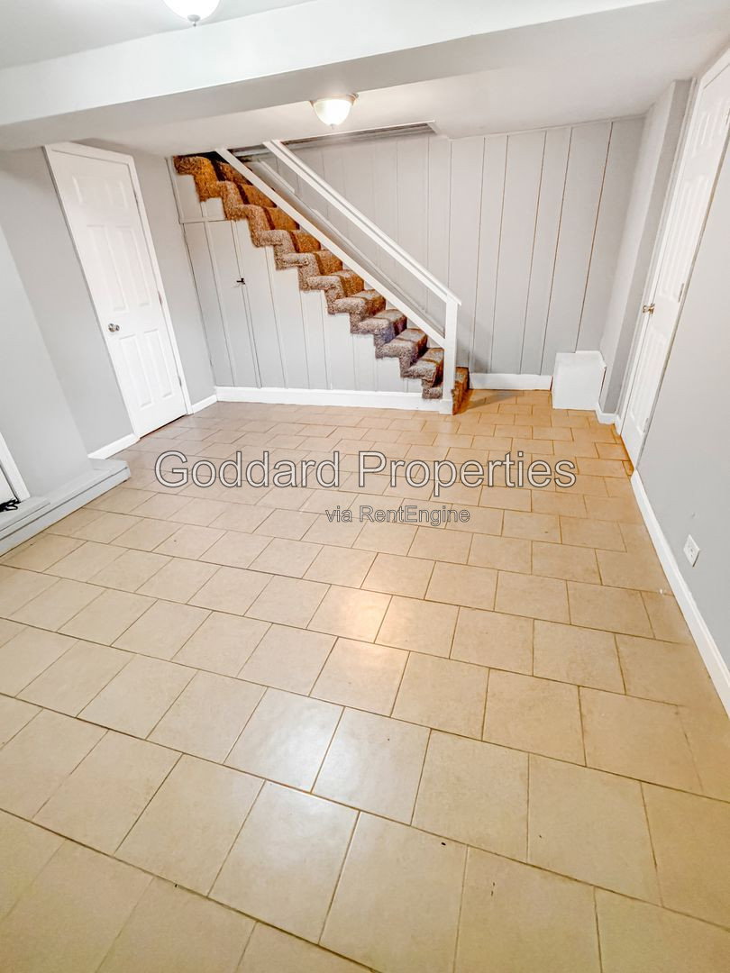 Gallery Image 18