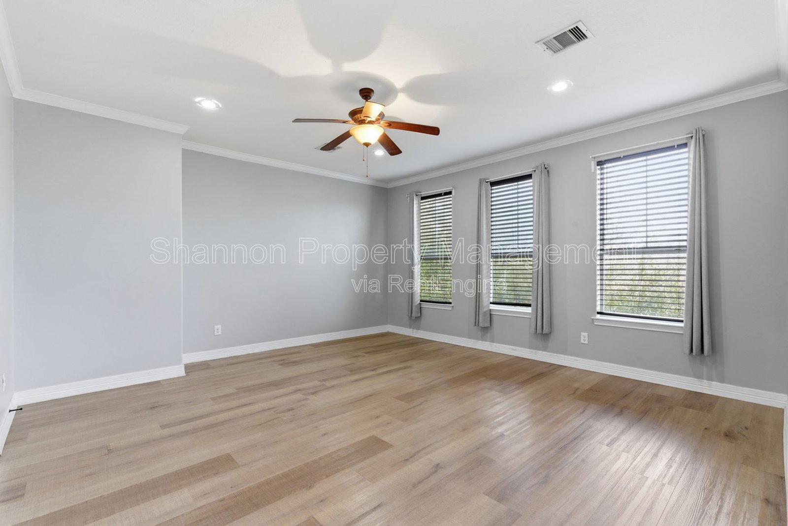 Gallery Image 19
