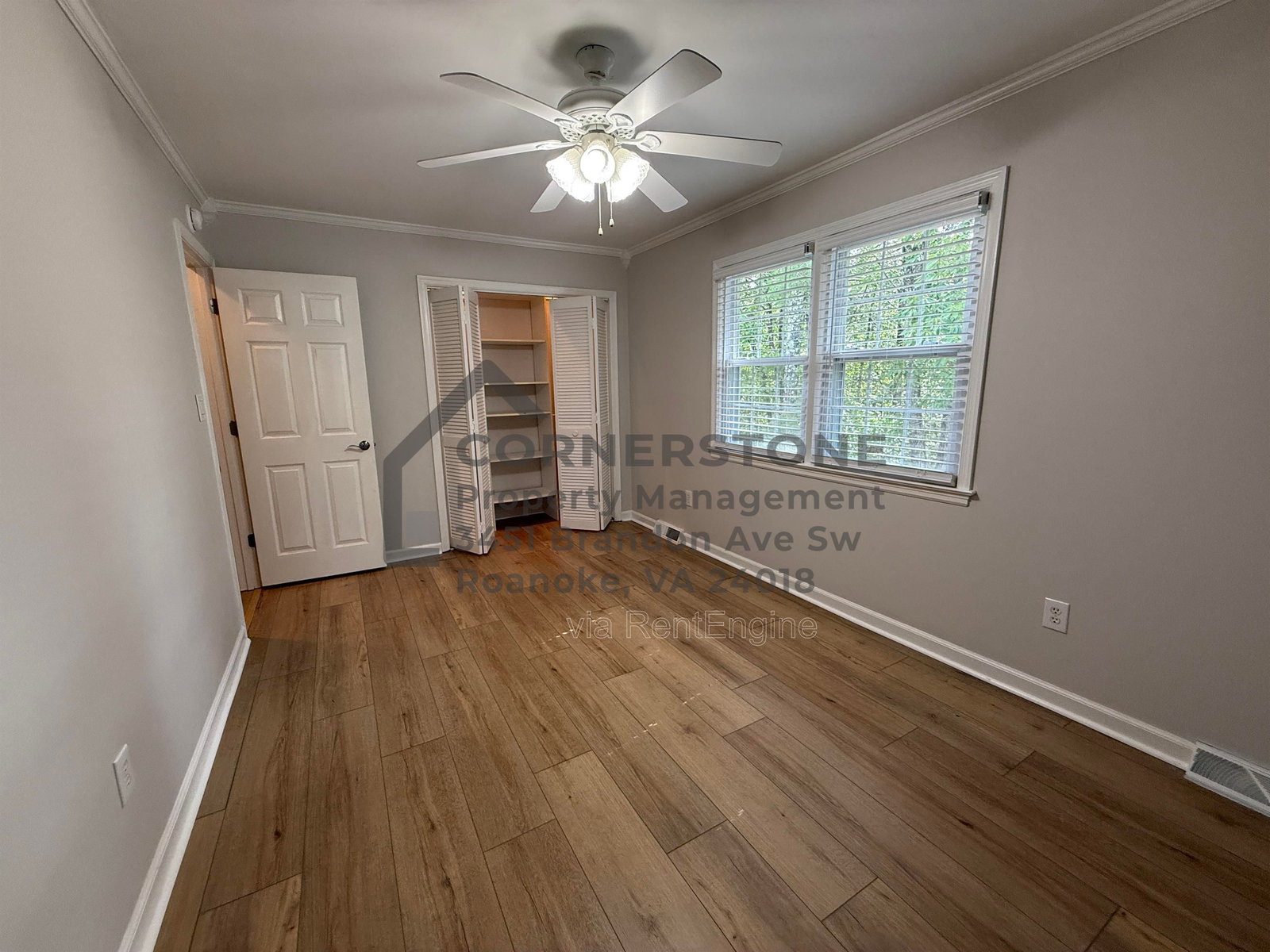 Gallery Image 15