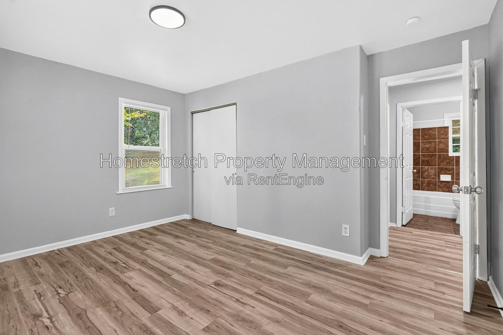 Gallery Image 0