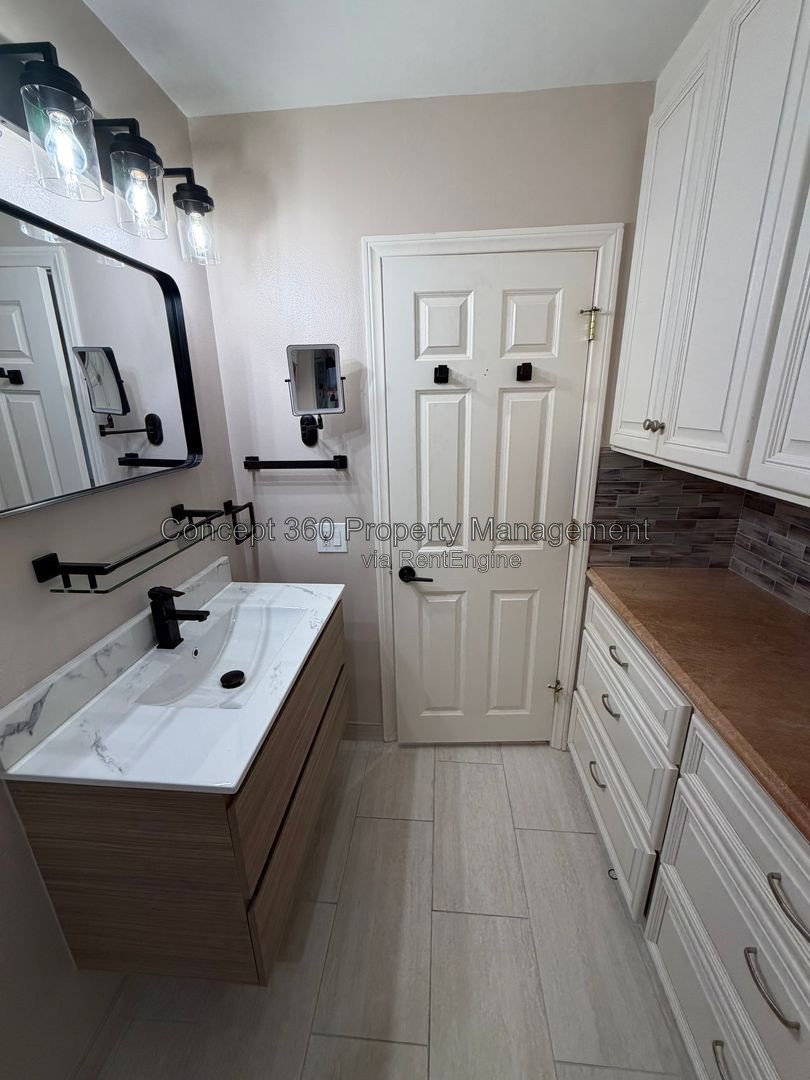 Gallery Image 35
