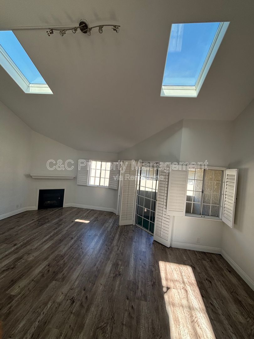 Gallery Image 10