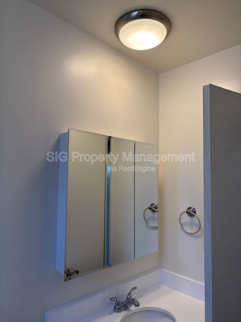 Gallery Image 11