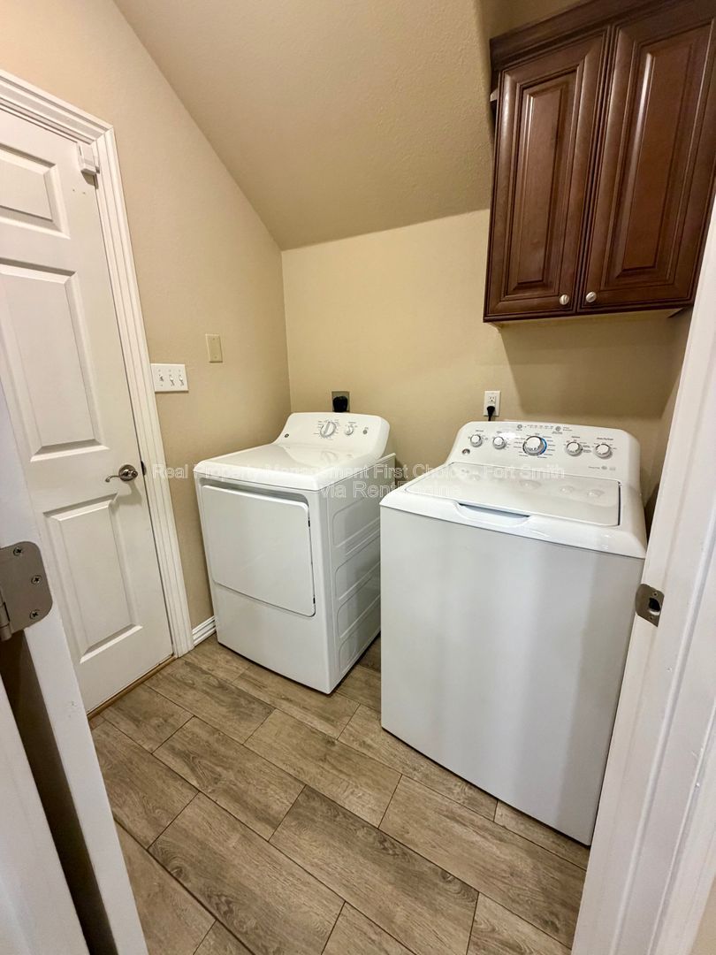 Gallery Image 8