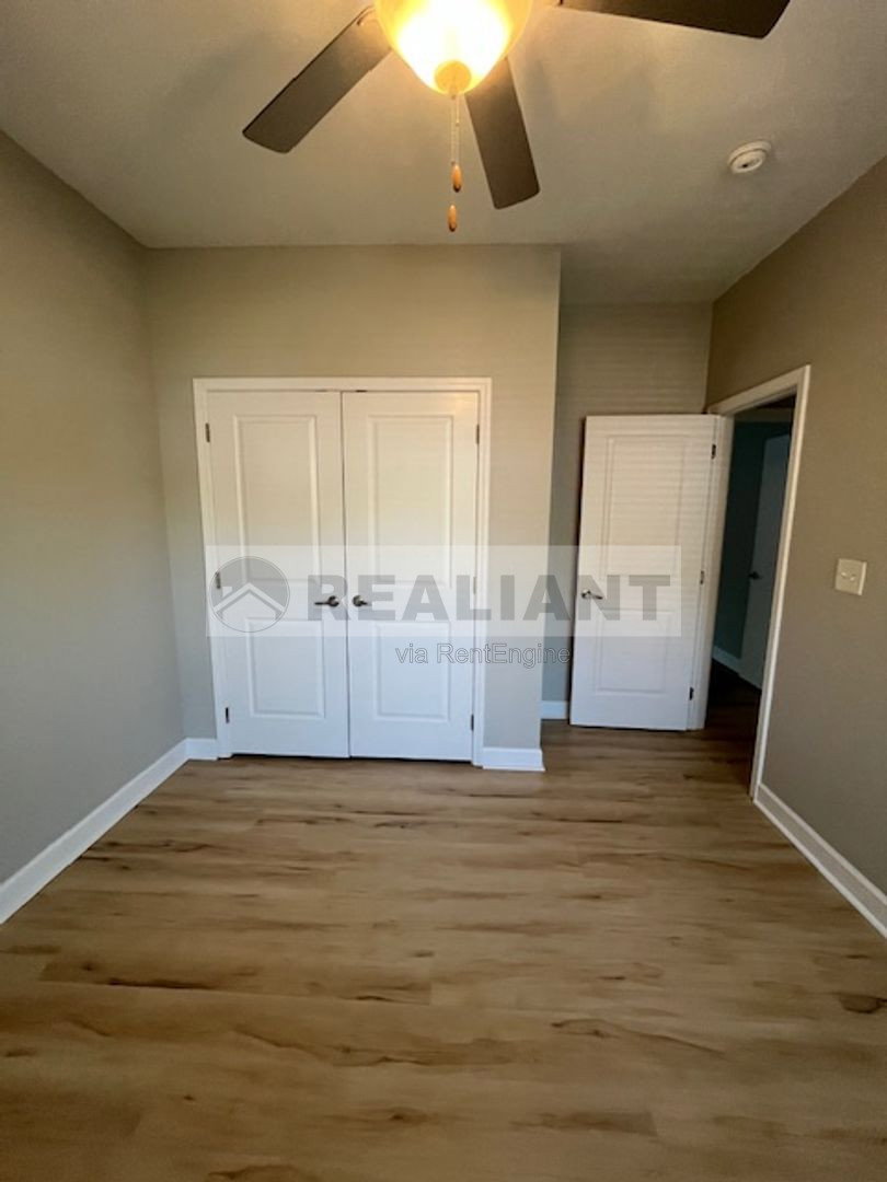 Gallery Image 18