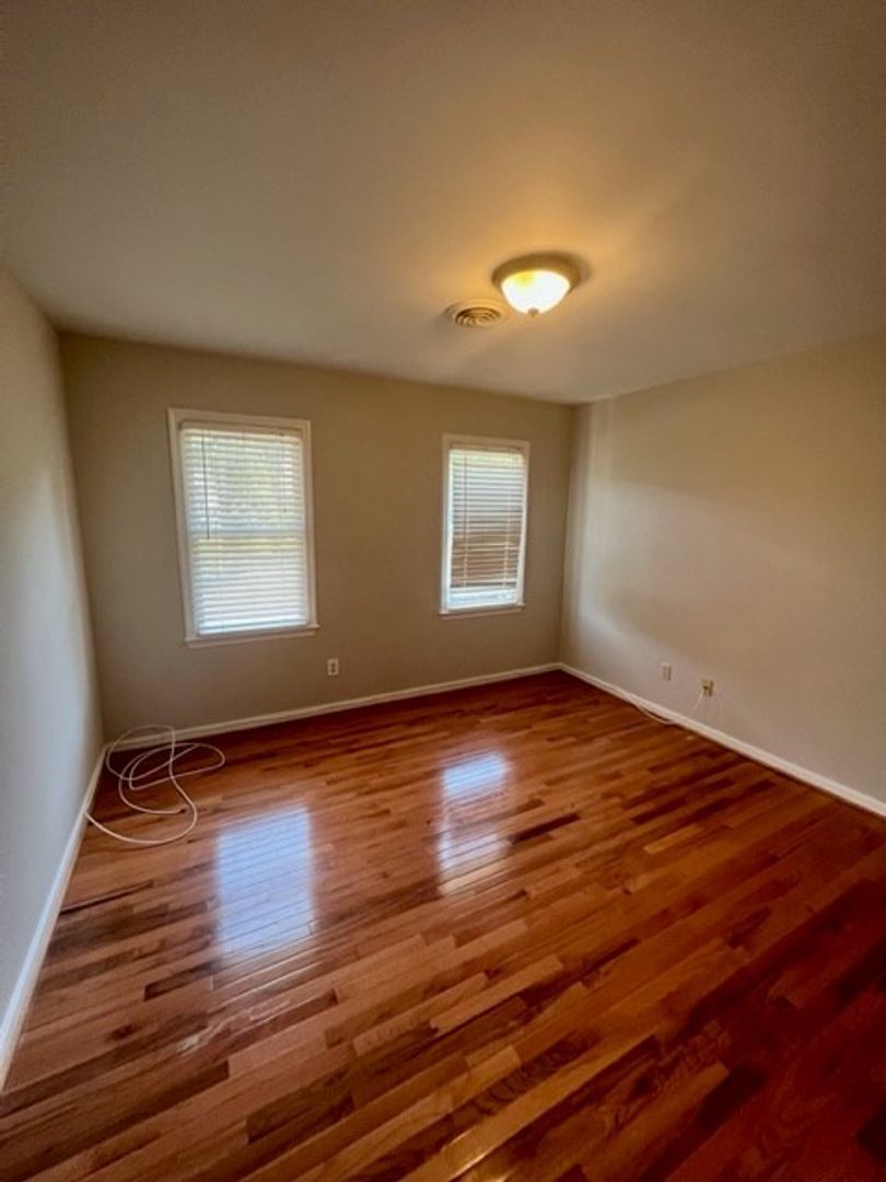 Gallery Image 30