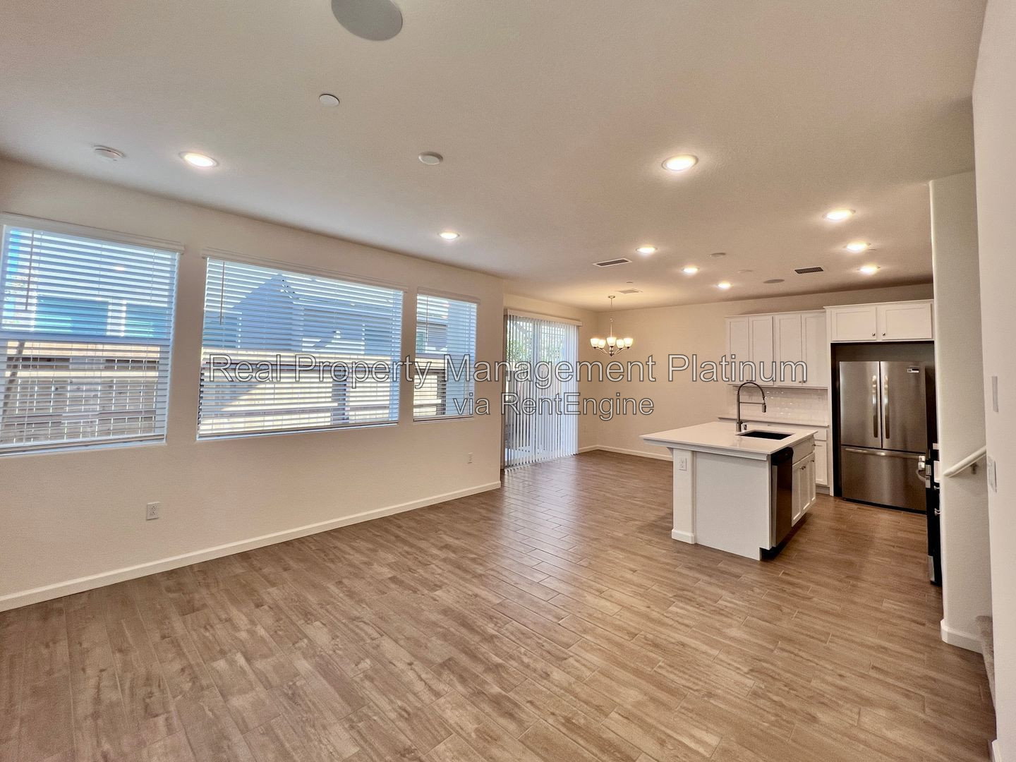 Gallery Image 17