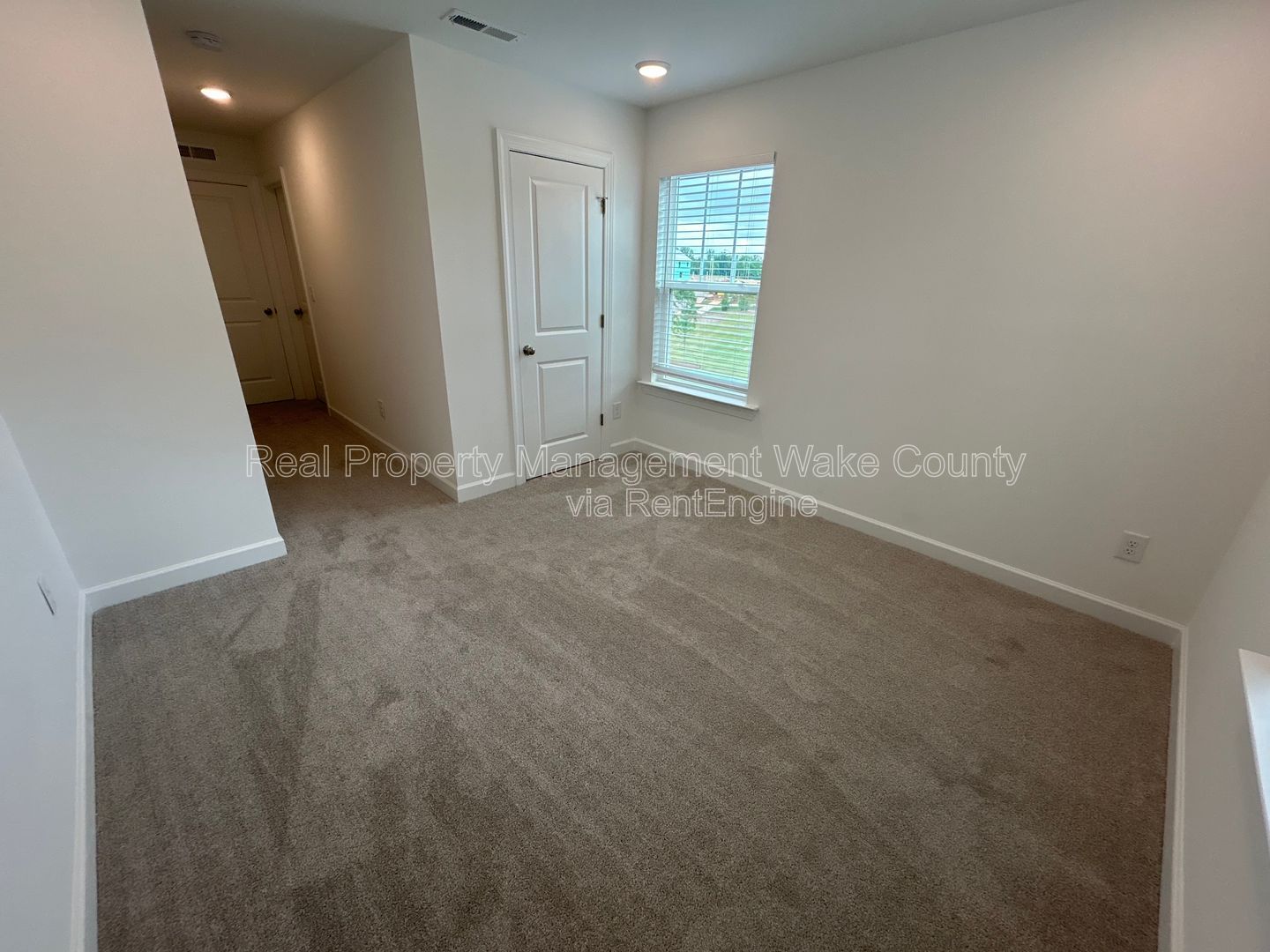 Gallery Image 44