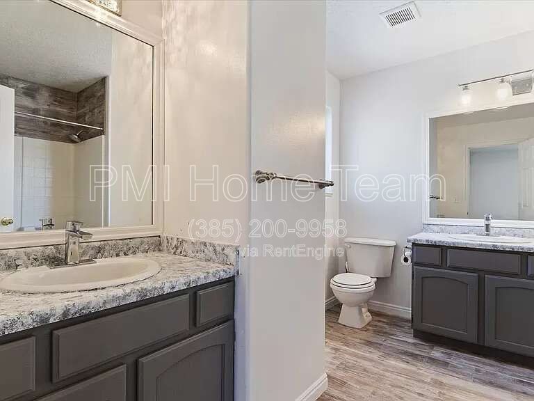 Gallery Image 16