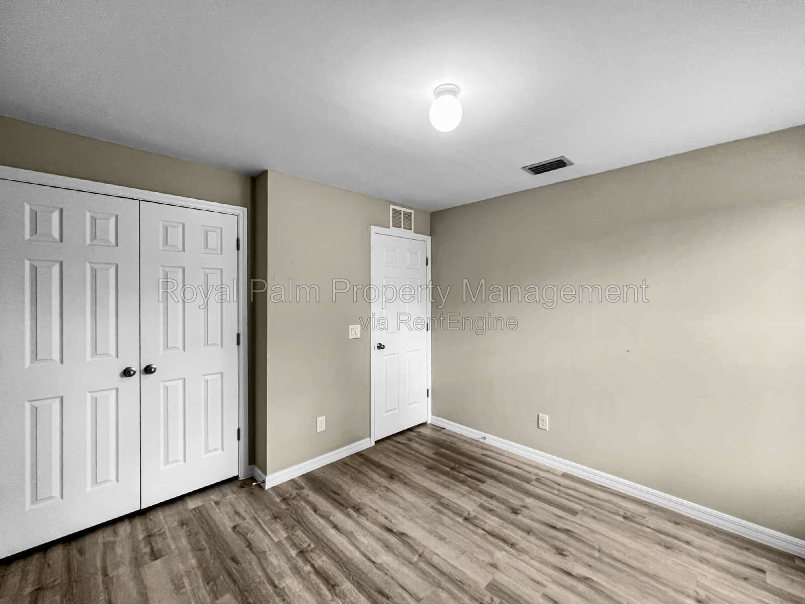 Gallery Image 25