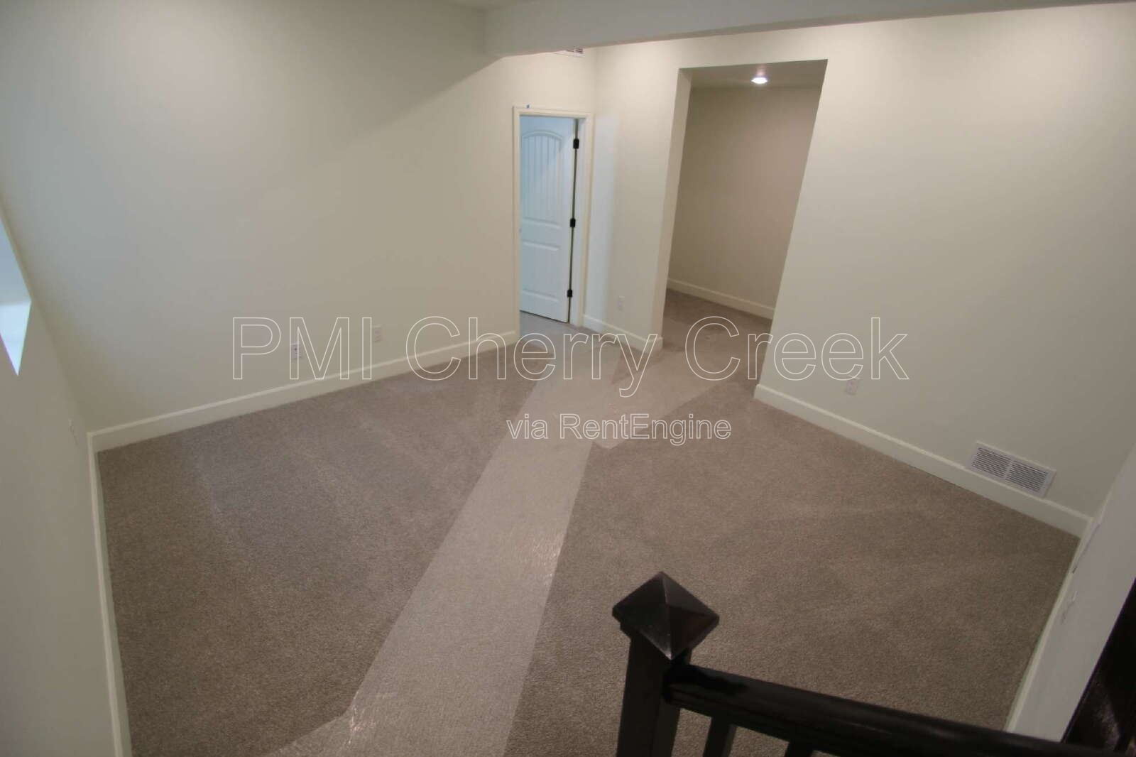 Gallery Image 31