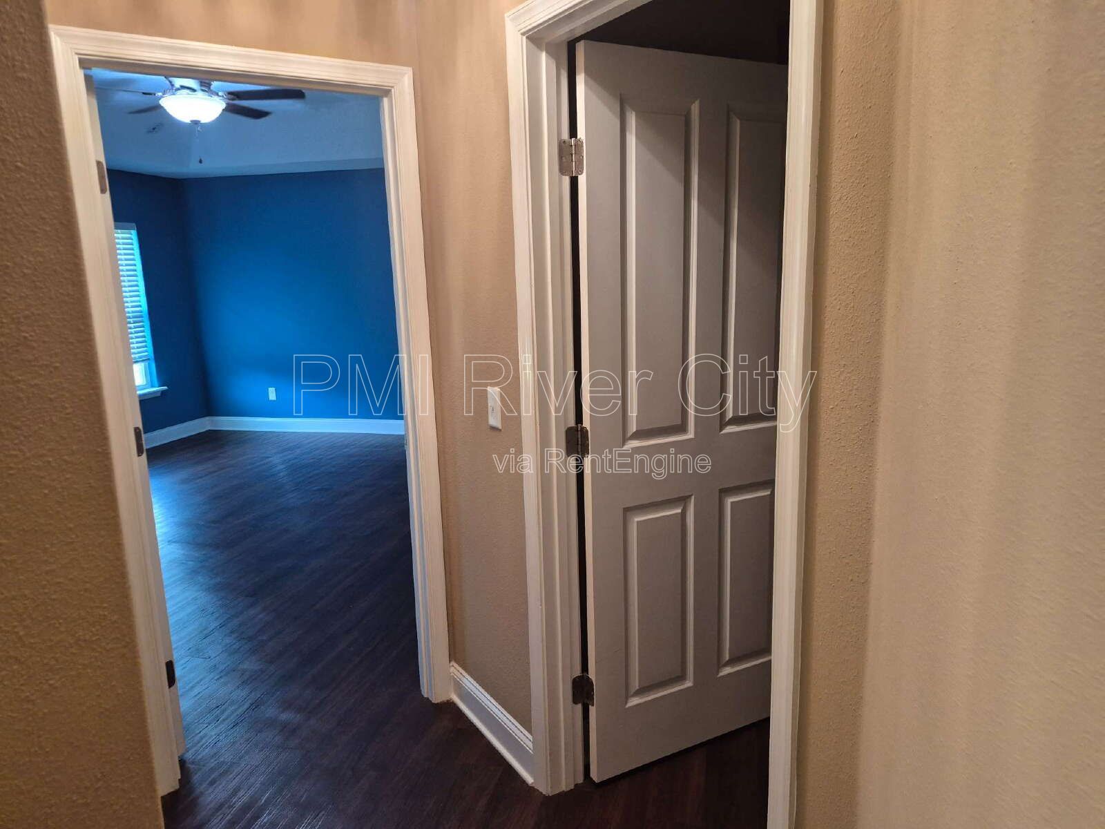 Gallery Image 22