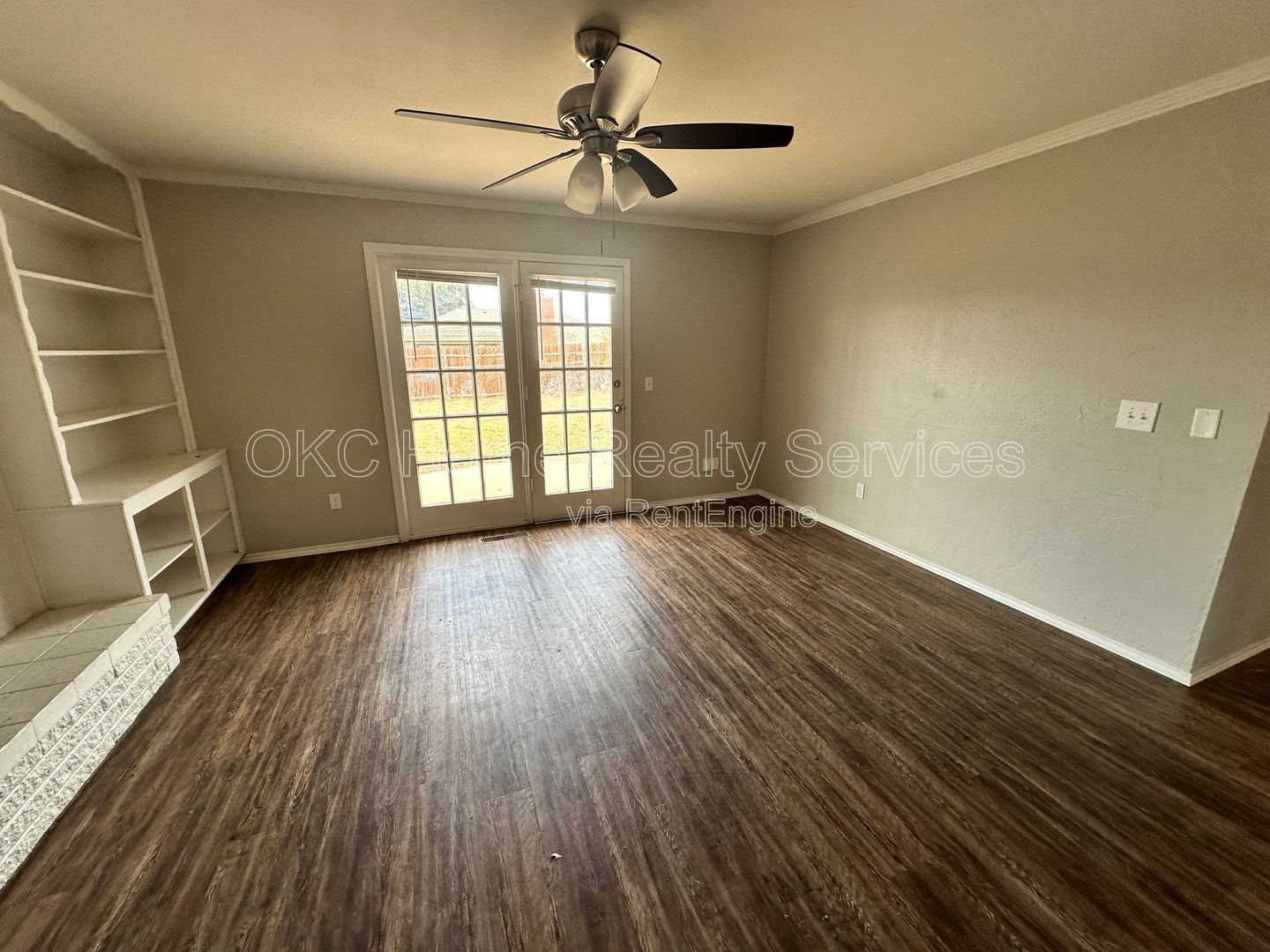 Gallery Image 13
