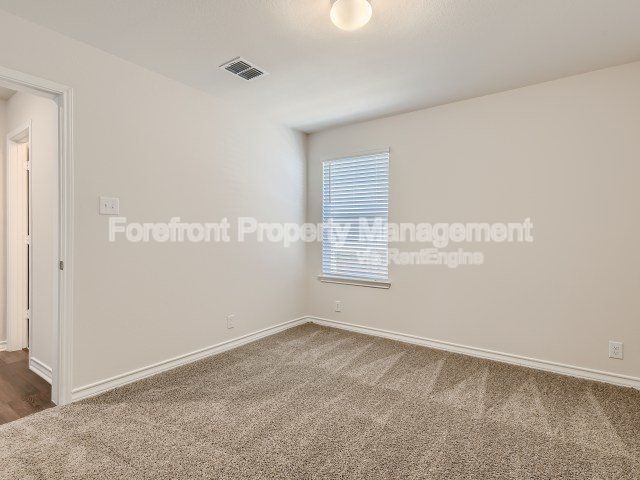Gallery Image 19