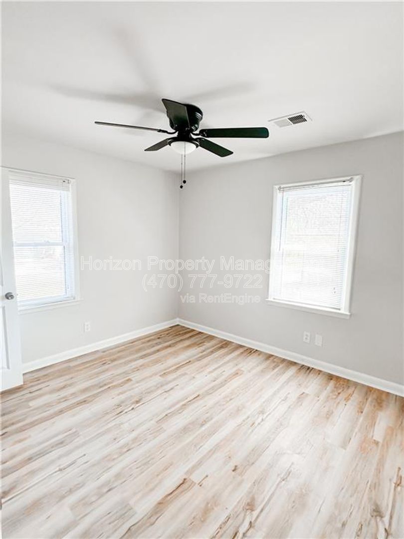 Gallery Image 19