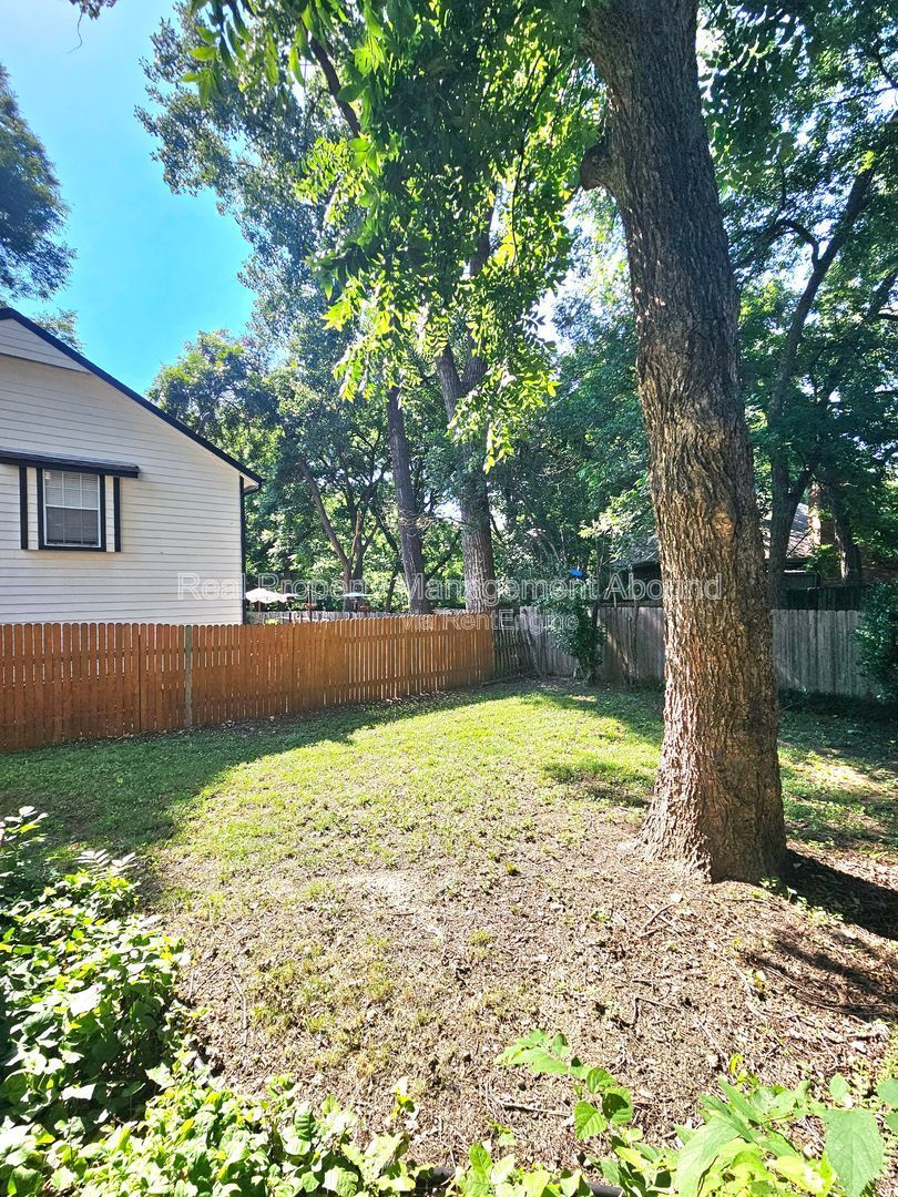 Gallery Image 37
