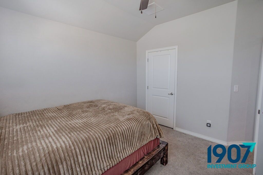 Gallery Image 34