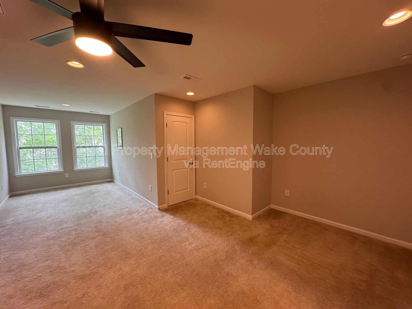 Gallery Image 37