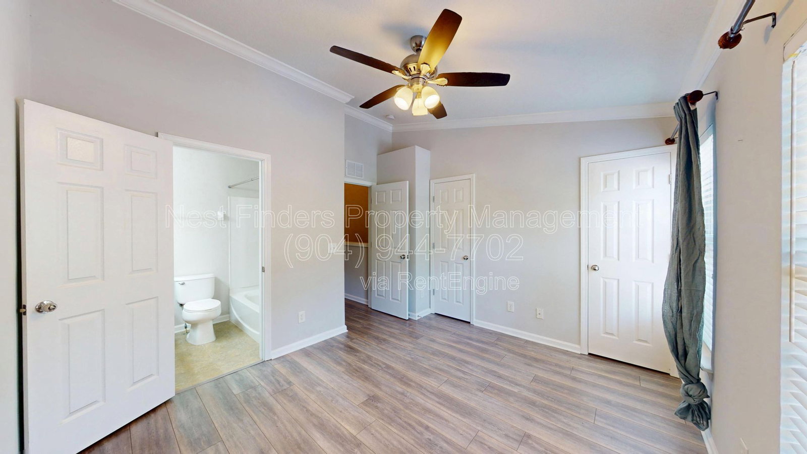Gallery Image 15