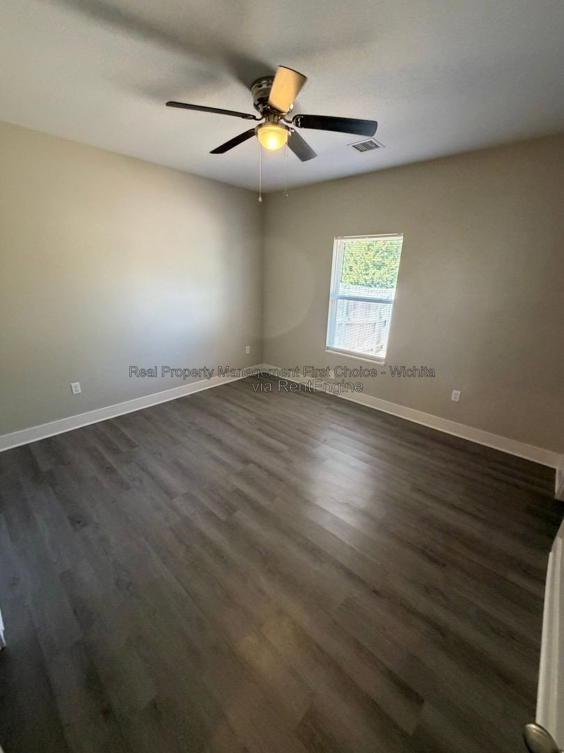 Gallery Image 21