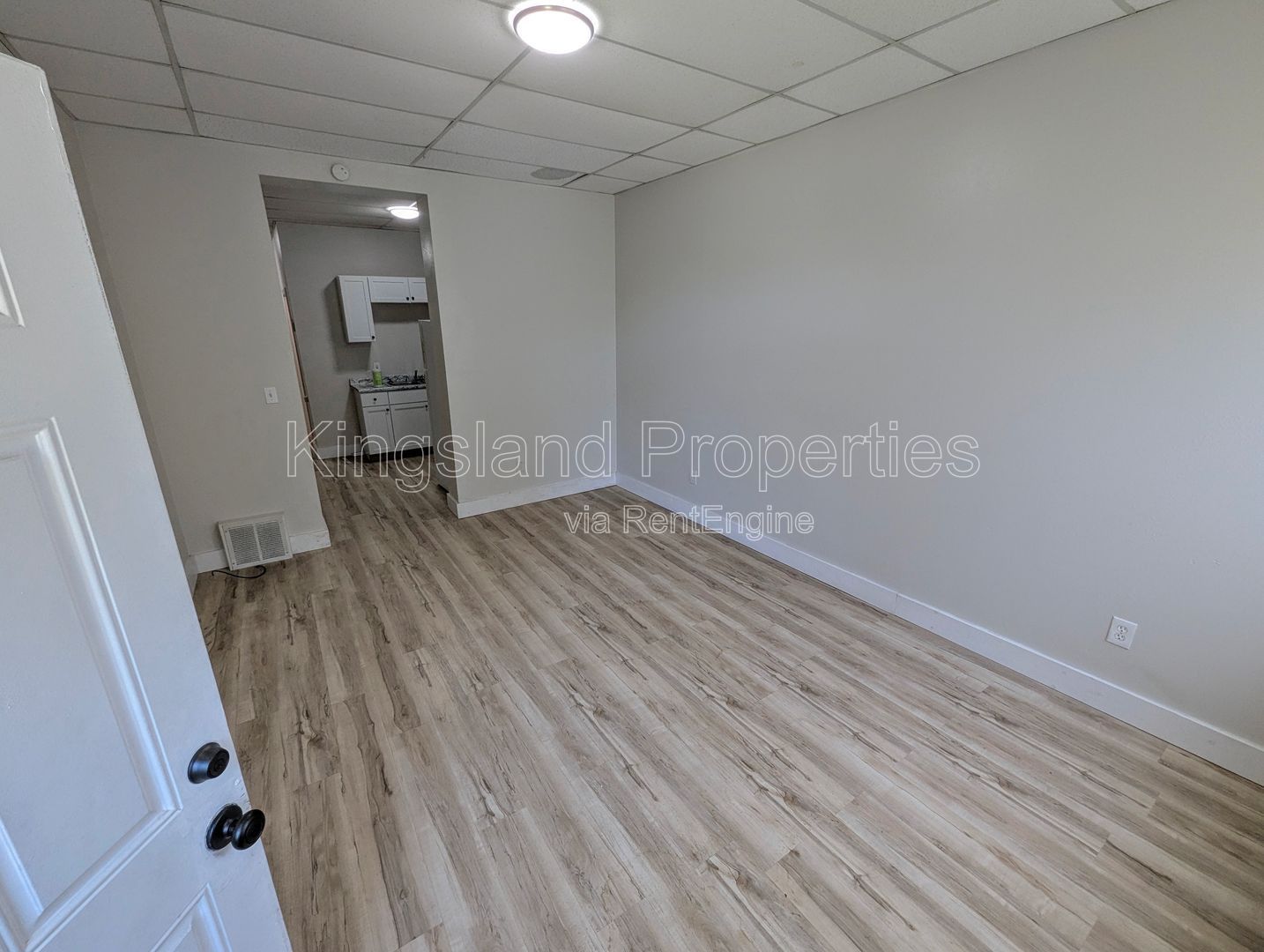 Gallery Image 16