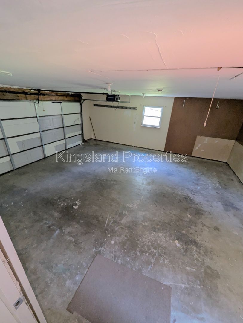 Gallery Image 16