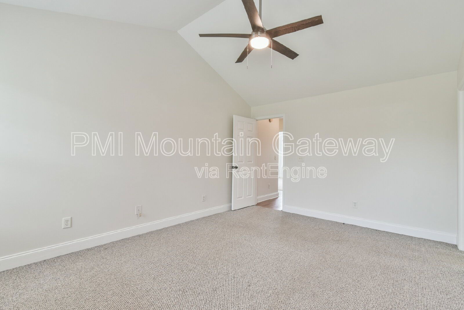 Gallery Image 19