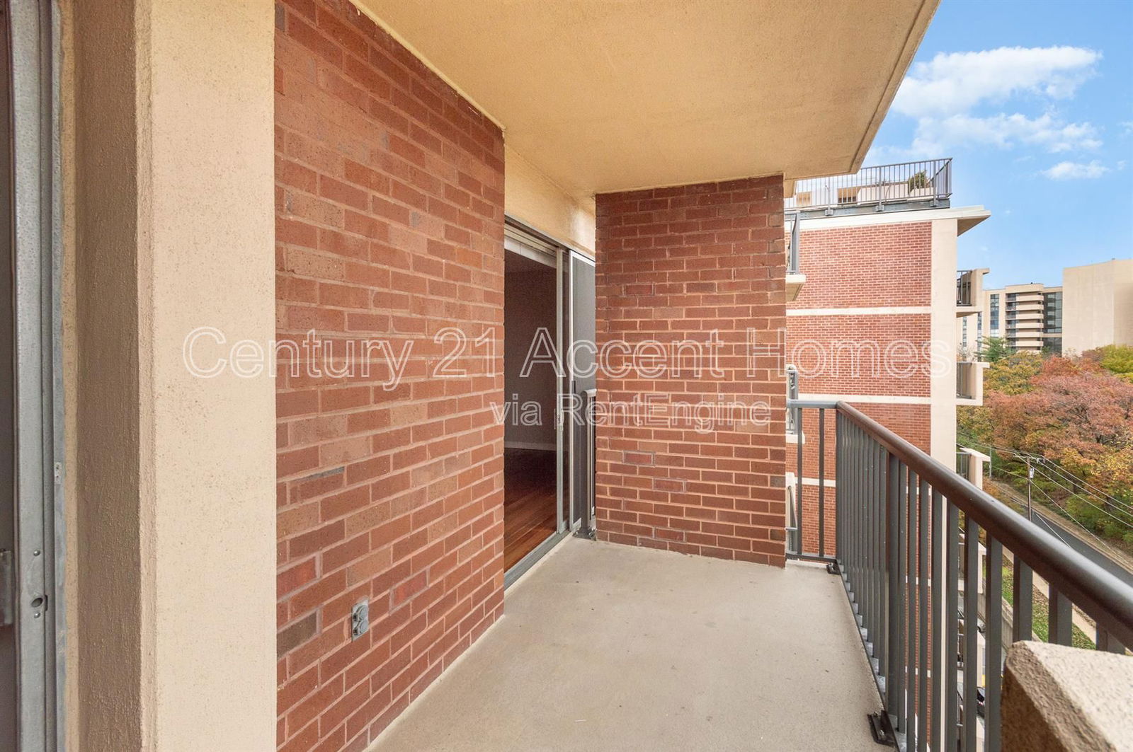 Gallery Image 33