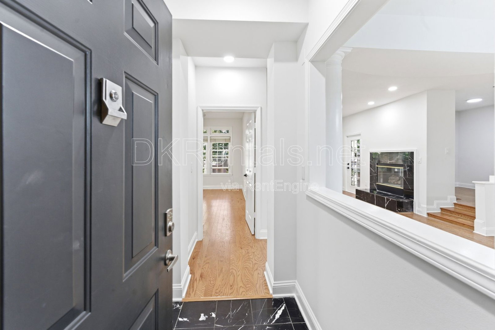 Gallery Image 0