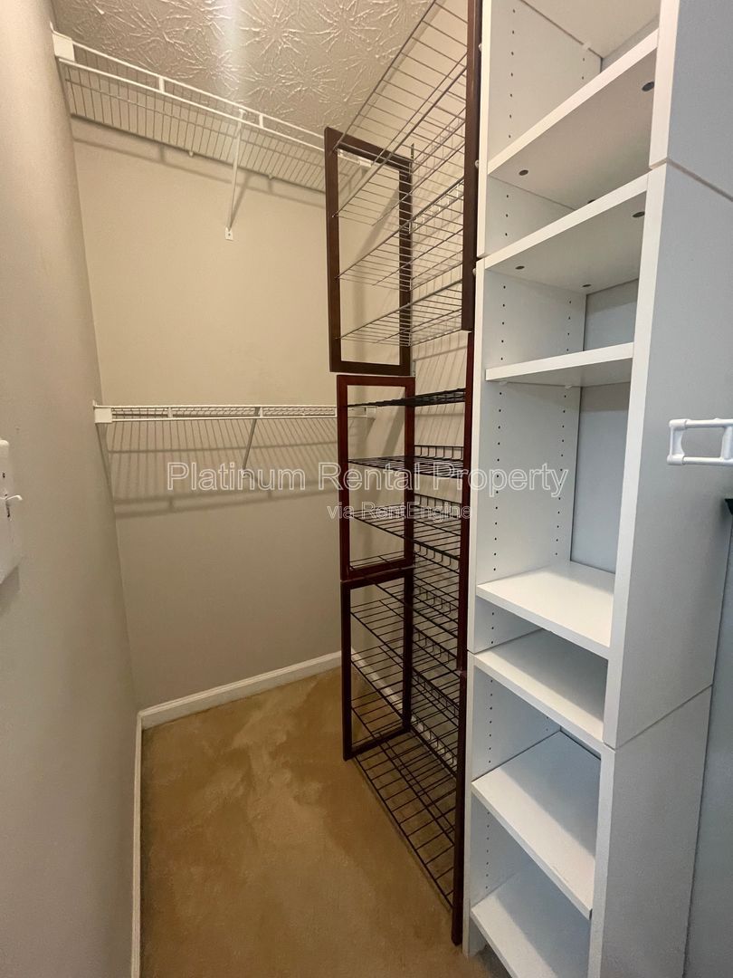 Gallery Image 52
