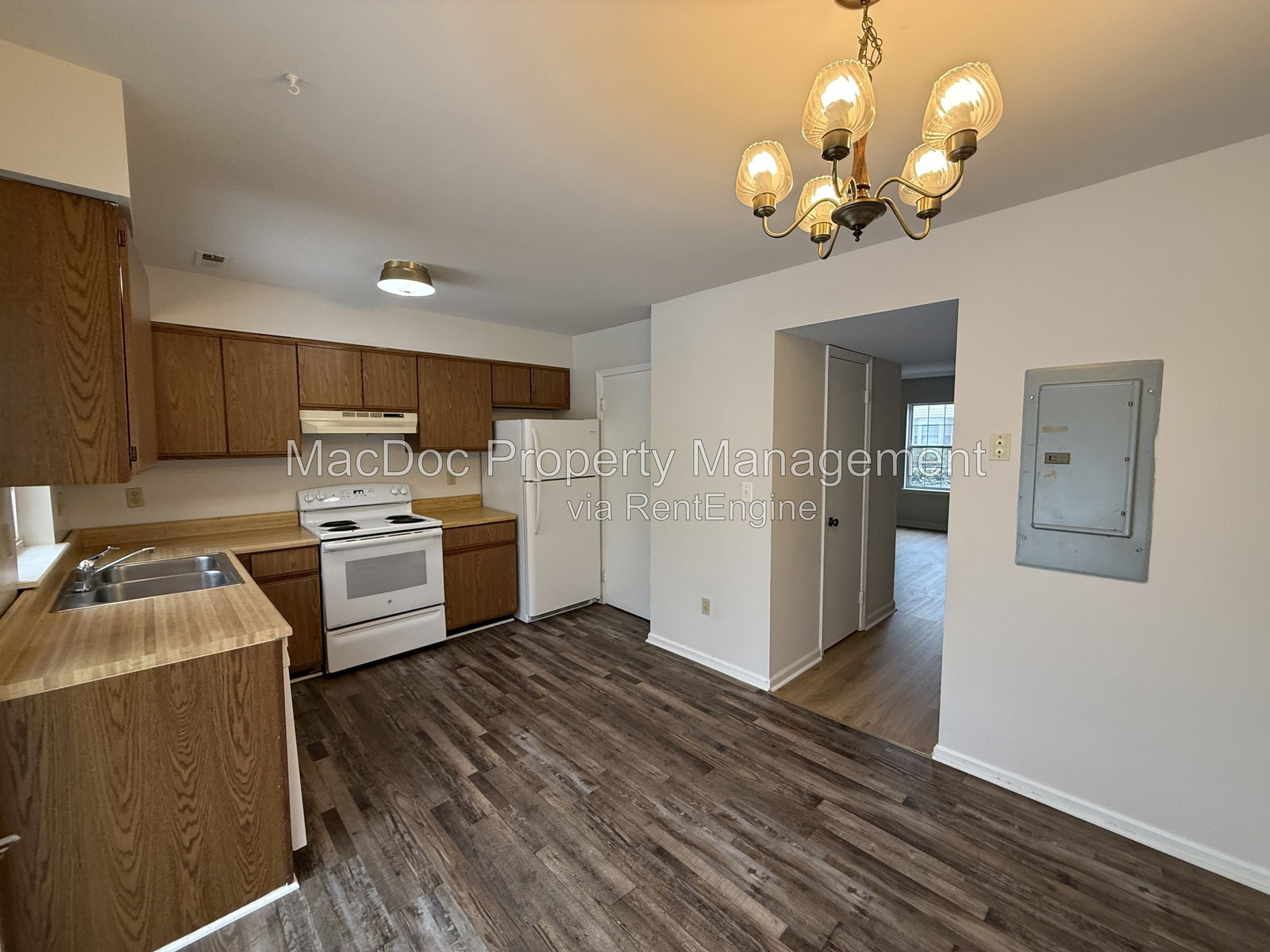 Gallery Image 9