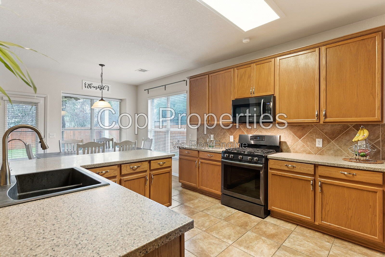 Gallery Image 13