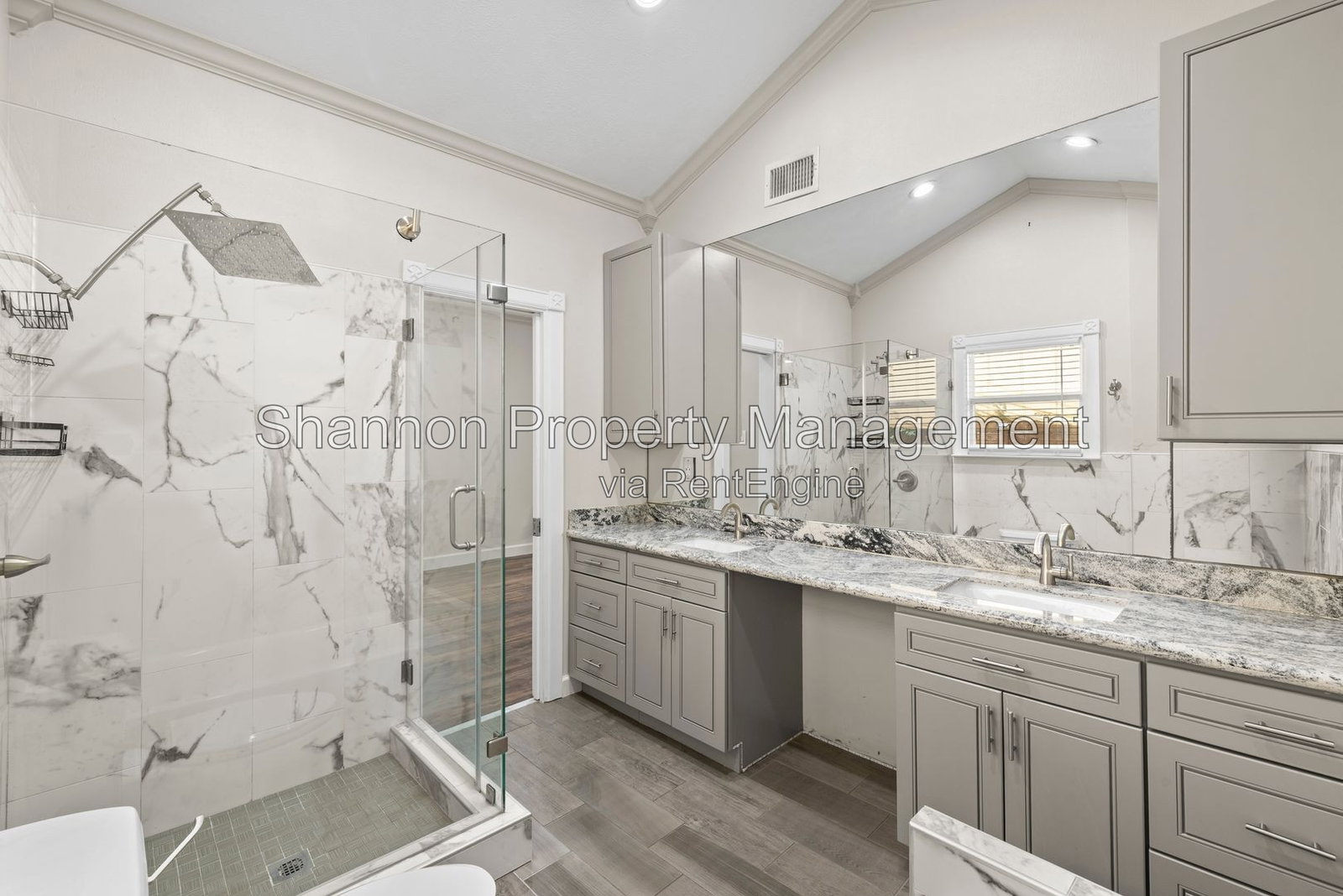 Gallery Image 18