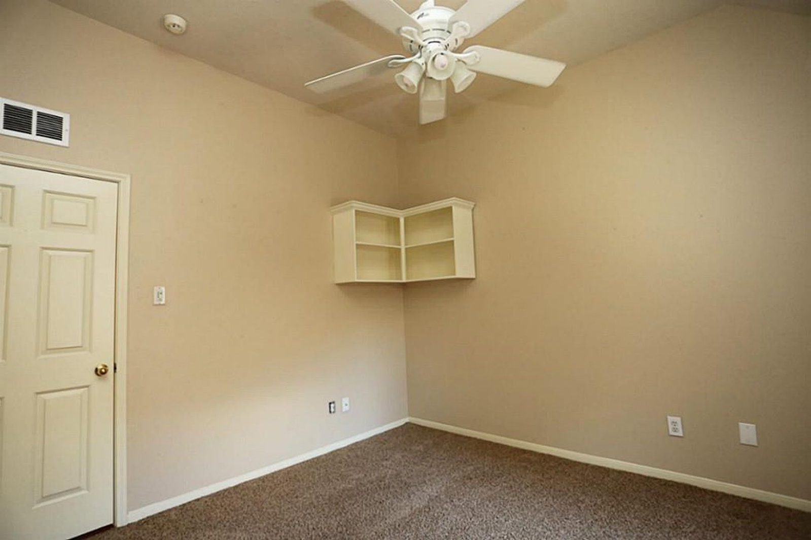 Gallery Image 19