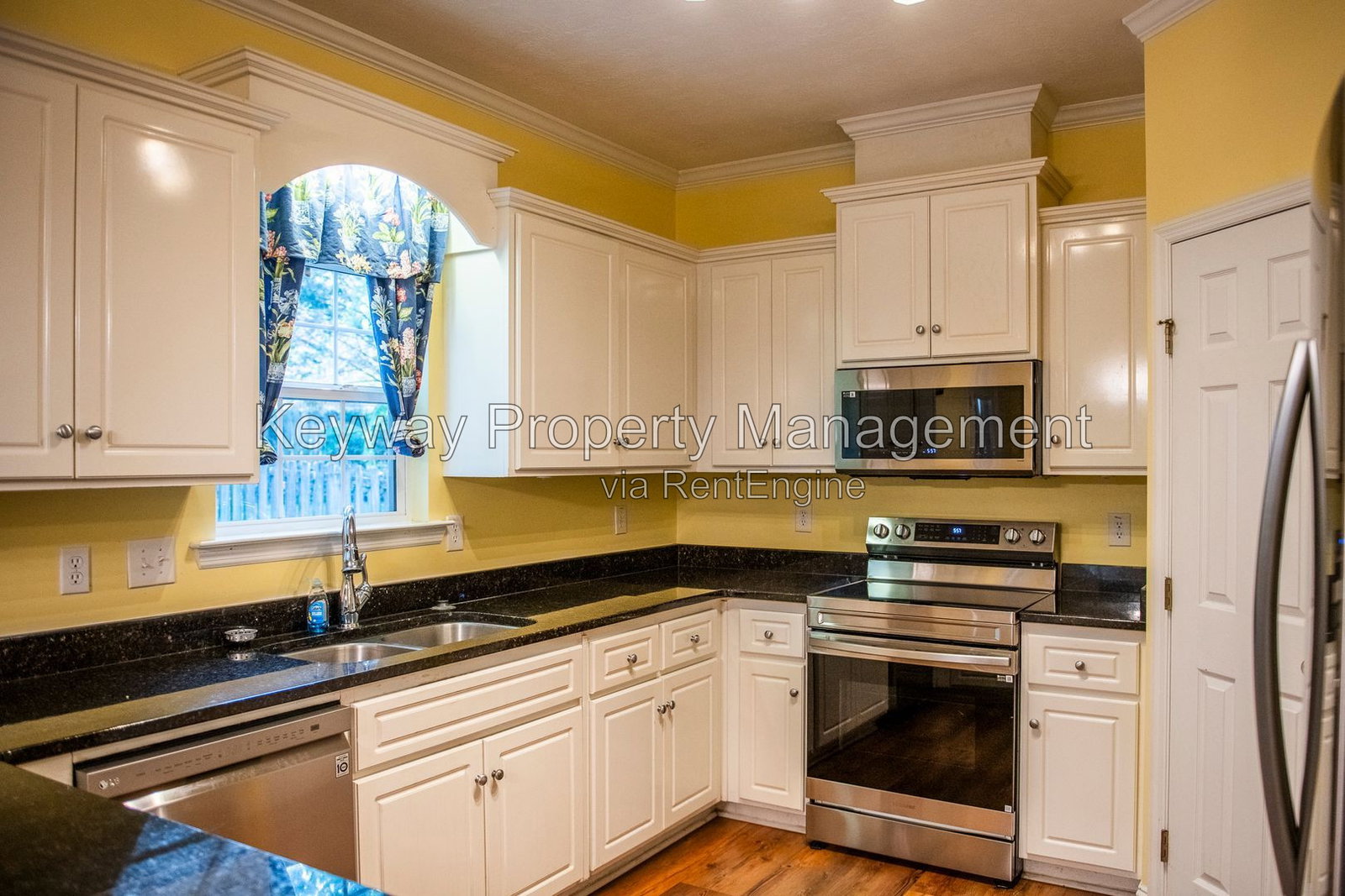 Gallery Image 8