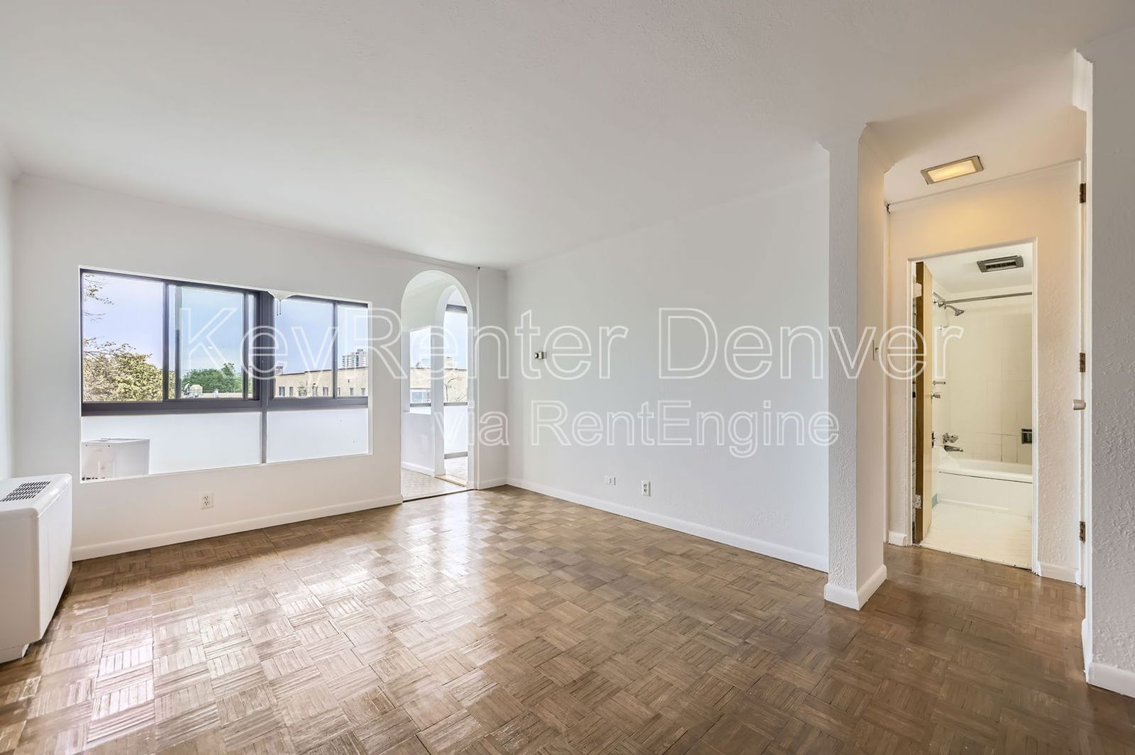 Gallery Image 0