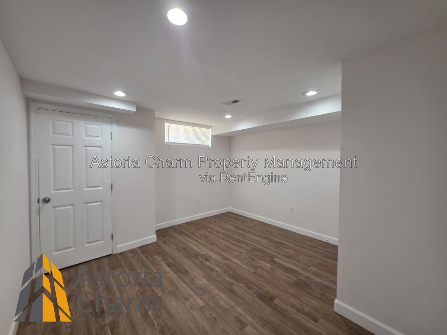 Gallery Image 32