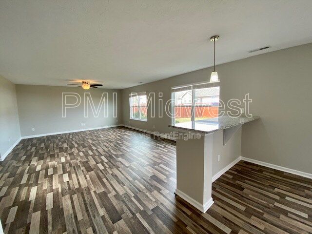 Gallery Image 16