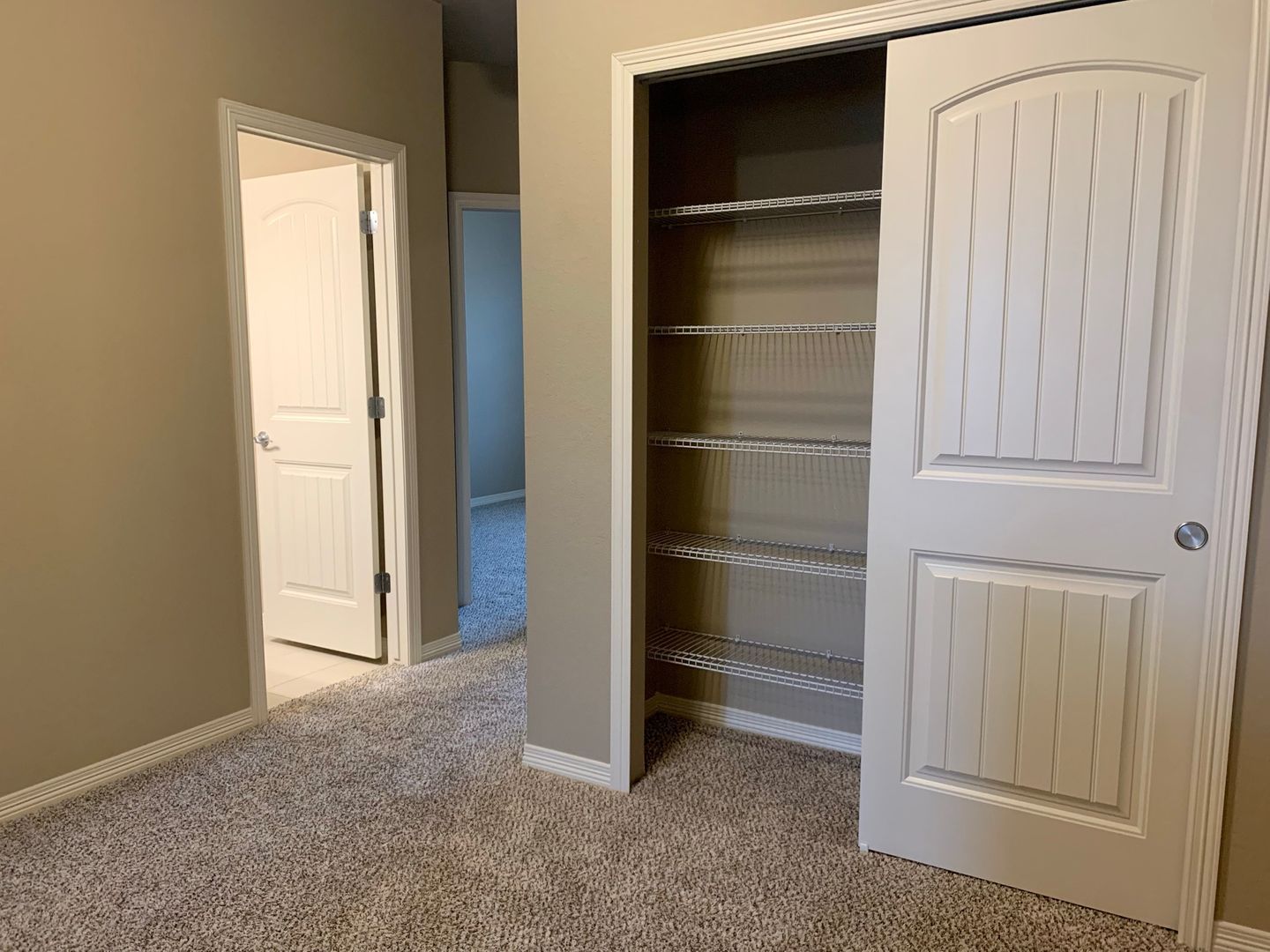 Gallery Image 19