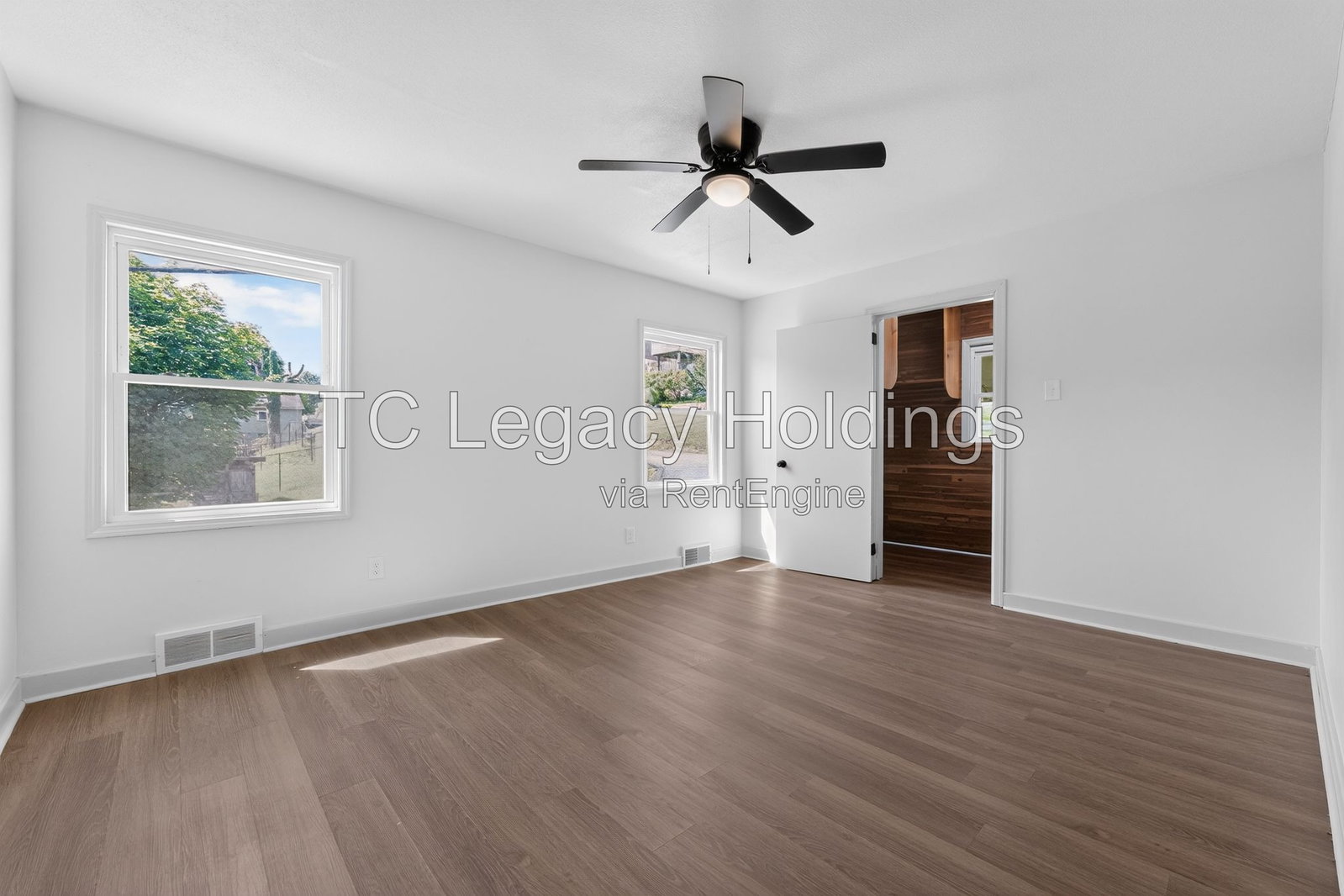 Gallery Image 18