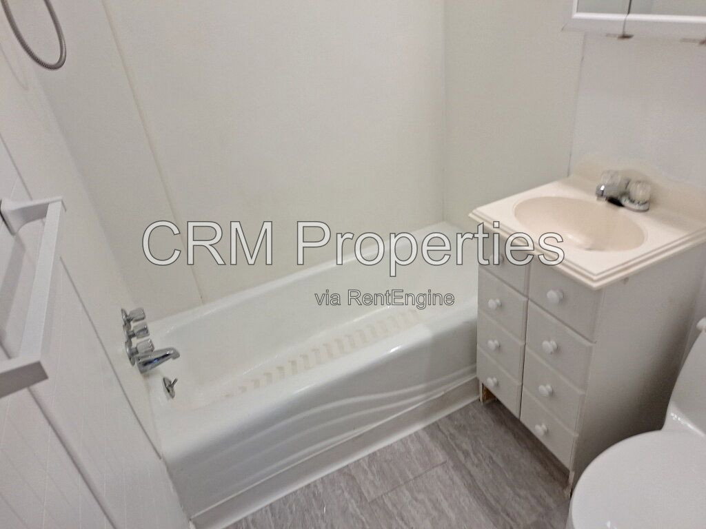 Gallery Image 16