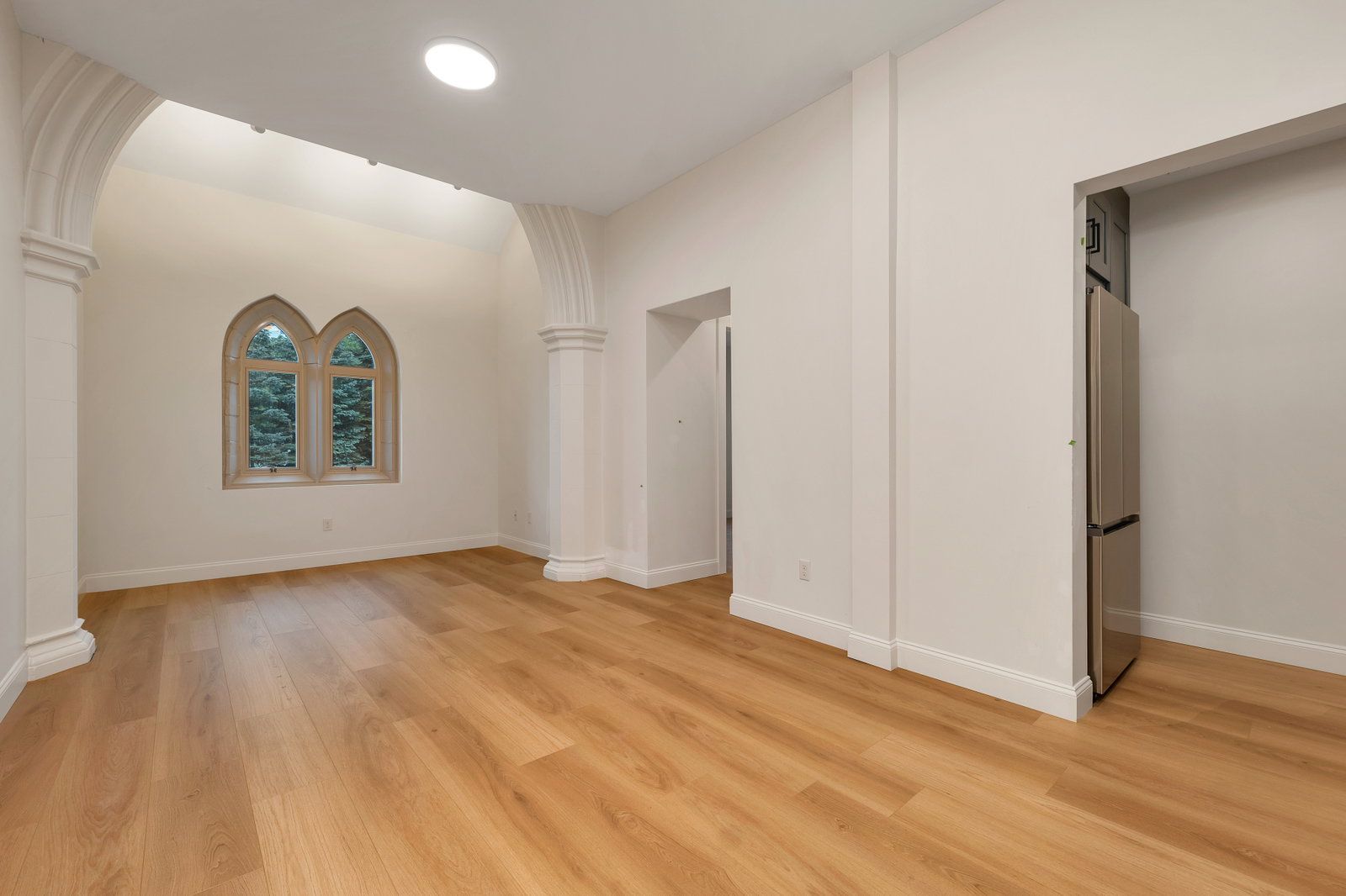 Gallery Image 14