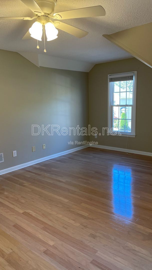Gallery Image 26