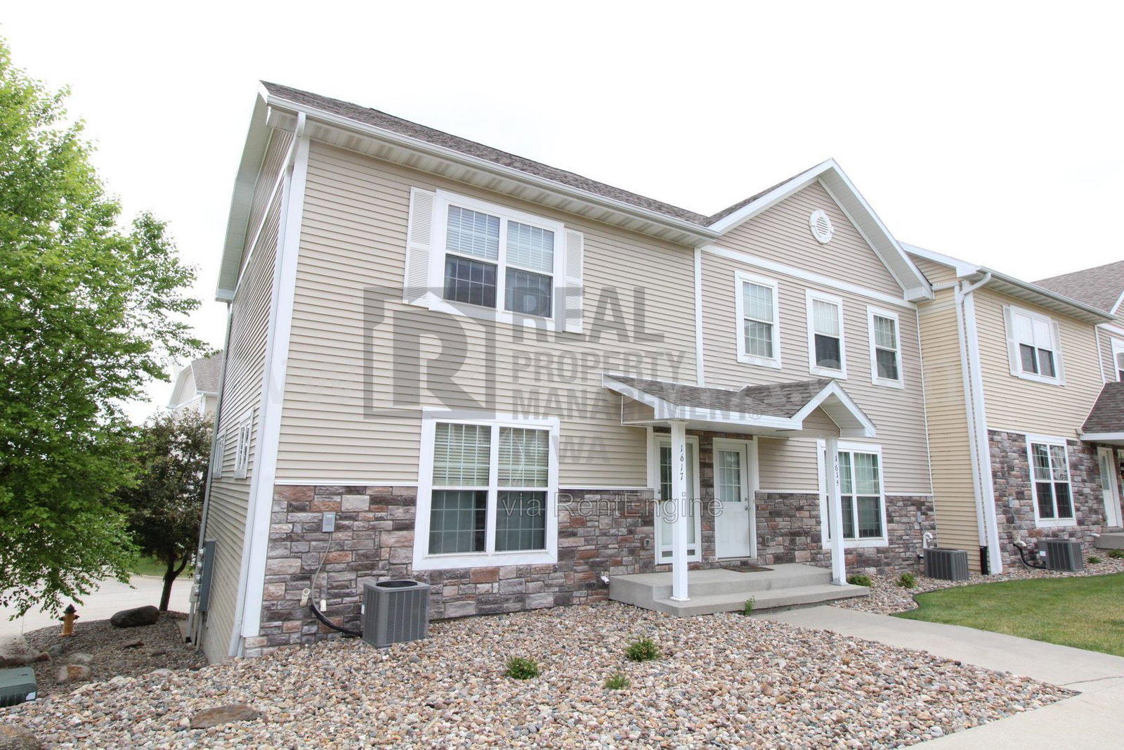 Gallery Image 0