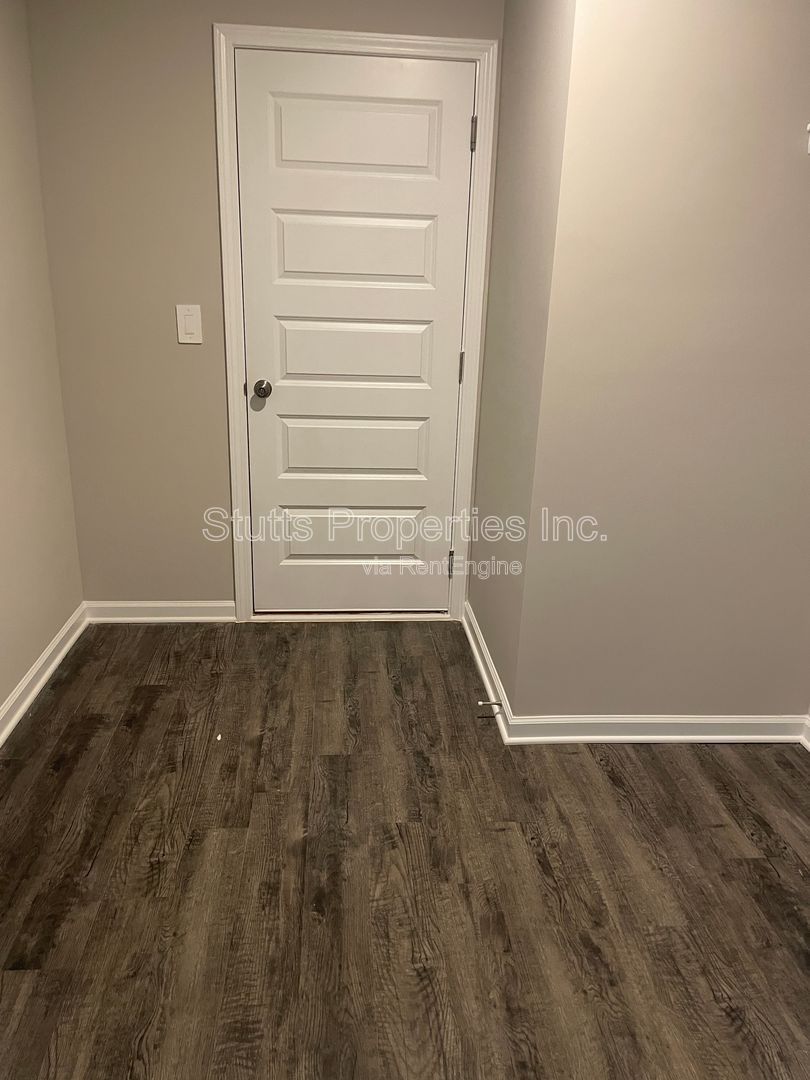 Gallery Image 14