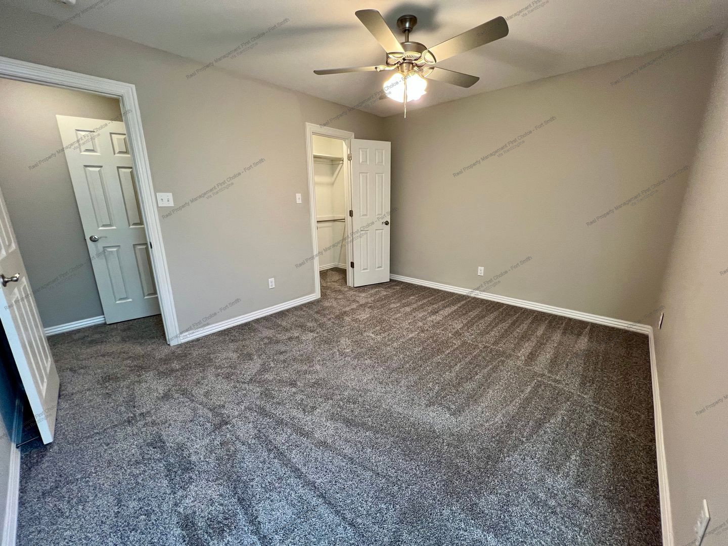 Gallery Image 21